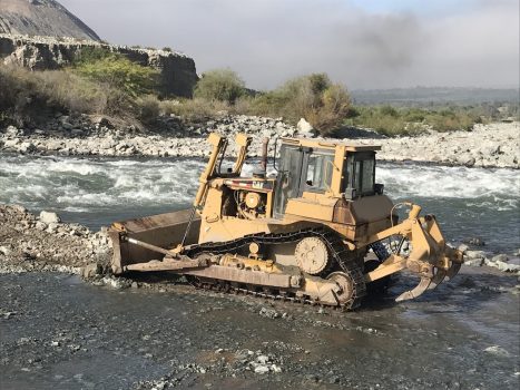 alquiler de Tractor sobre orugas D6T en Arequipa